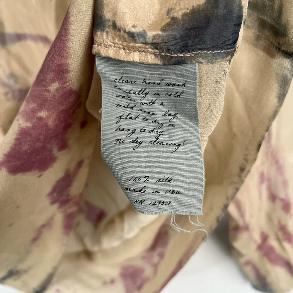 Raquel Allegra Size 2 (M) • Printed Silk Shirt Long Sleeve. - Picture 3 of 4